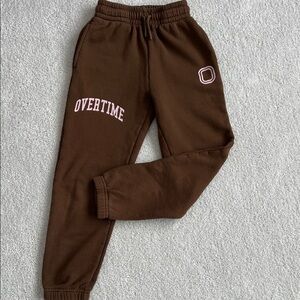 Overtime Kids Varsity Jogger Sweatpants - Brown with Pink Logo - size YL